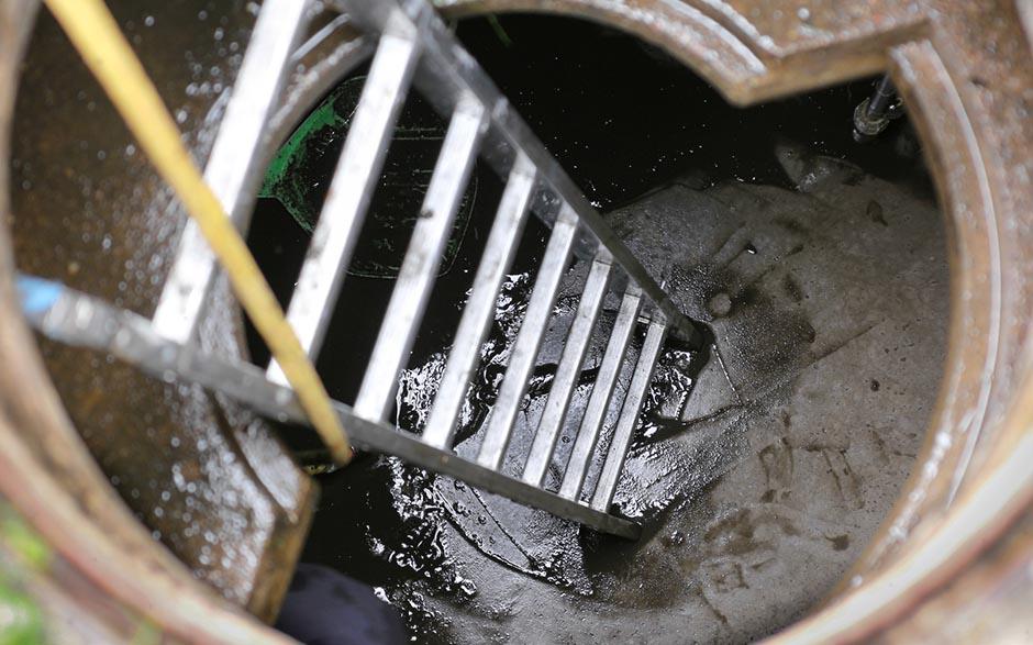 déboucher une canalisation wc Paris 14